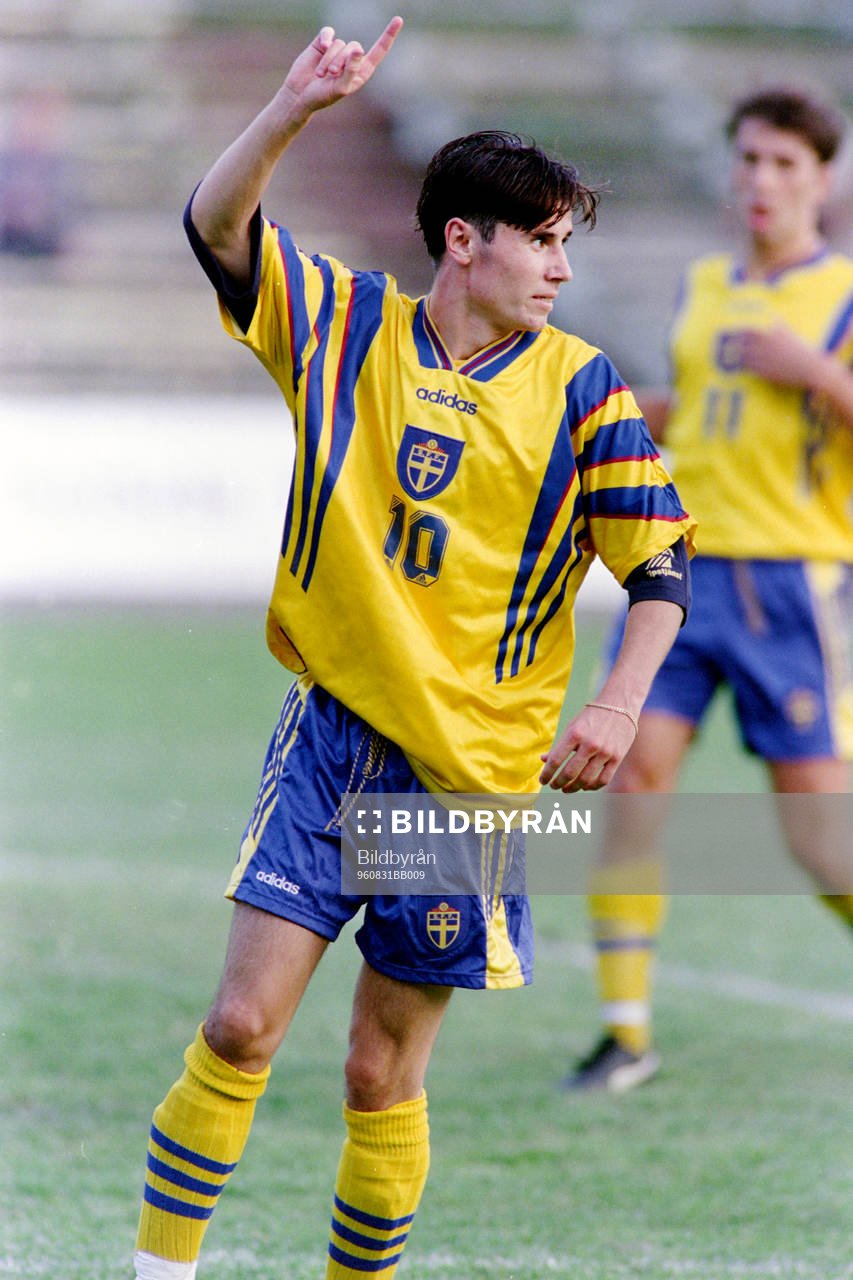 Yksel Osmanovski, Sverige