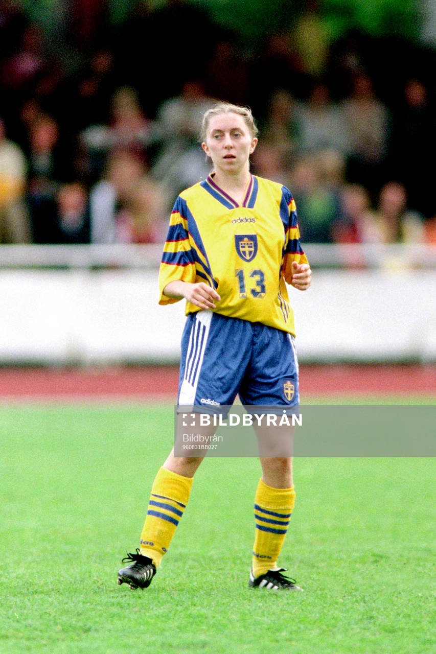 Sara Call, Sverige