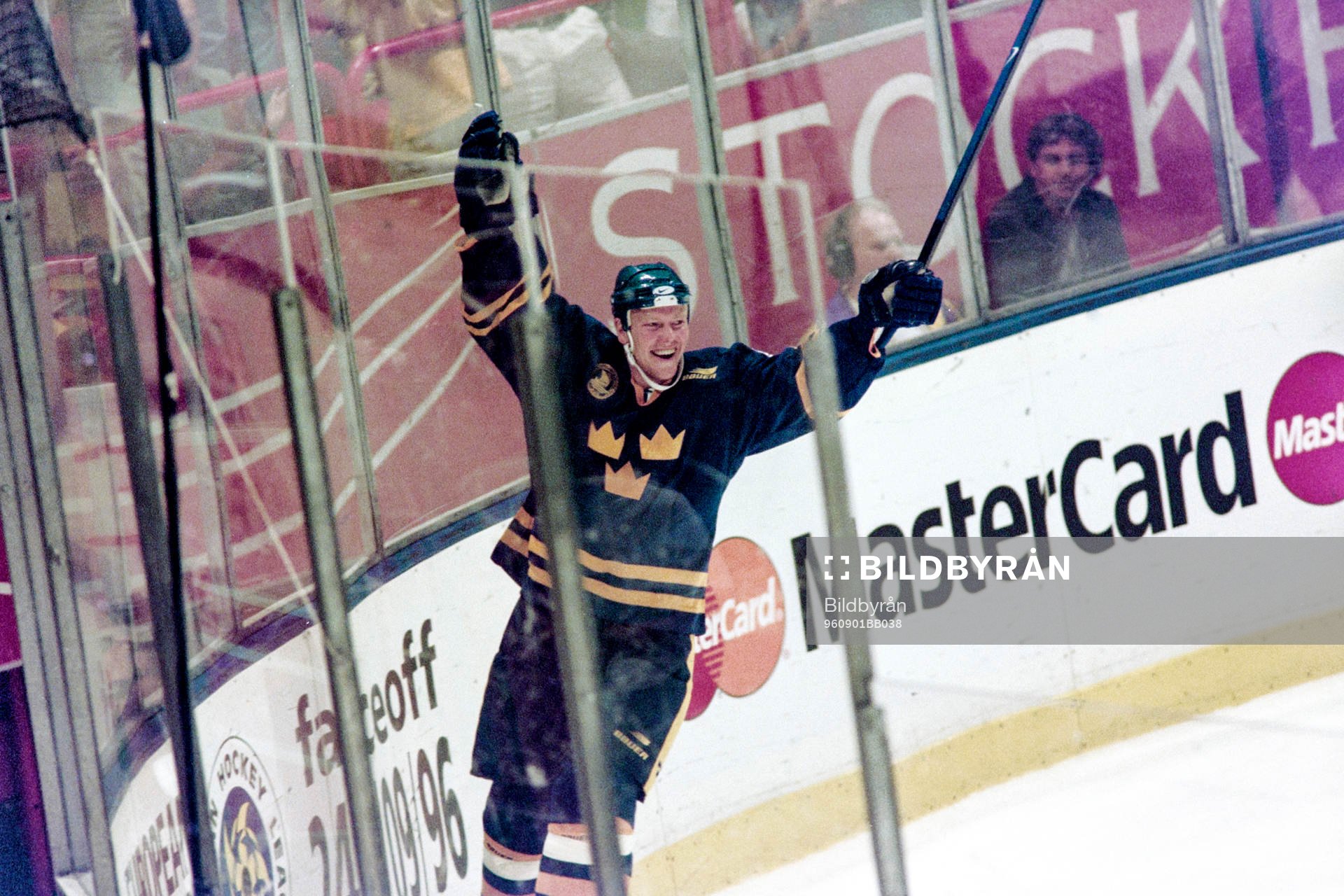 Mats Sundin, Sverige jublar