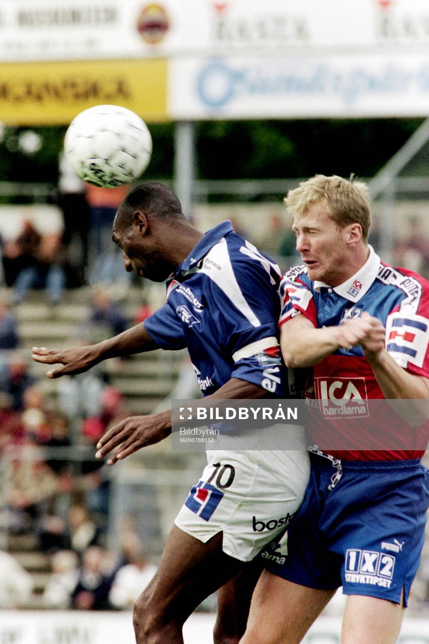 Steve Galloway, Umeå med helsingborgs Anders Jönsson i