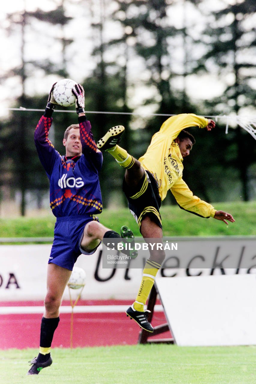 o960908 Fotboll, Div 1 Södra, IFK Hässleholm - Elfsborg,