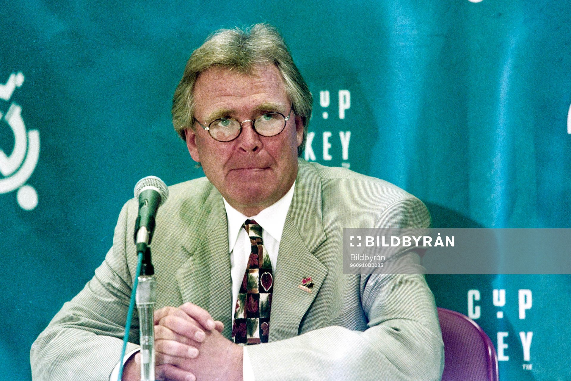 Glen Sather tränare i Kanada