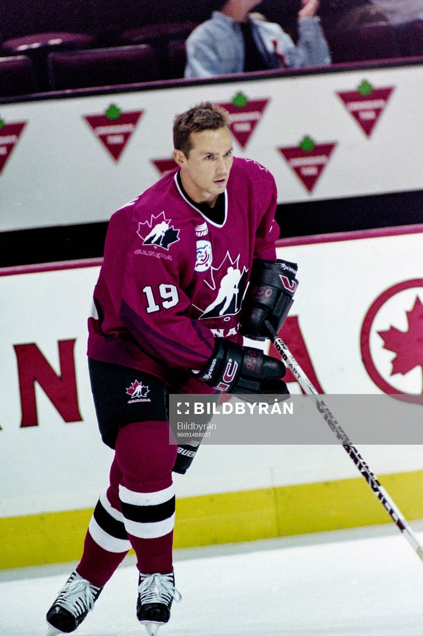 Steve Yzerman, Kanada