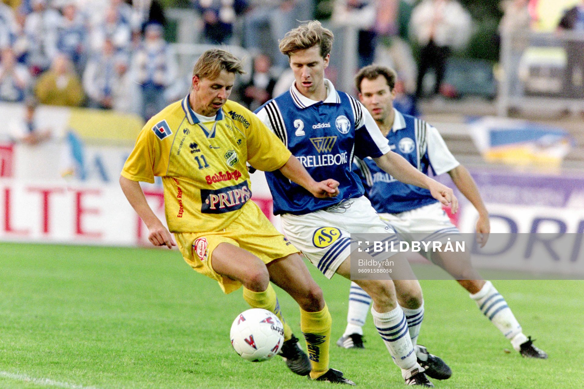 Fotboll, Allsvenskan, Trelleborg - Oddevold, 1-0: Stefan Vennberg, Oddevold och Patrik Larsson, Trelleborg.   