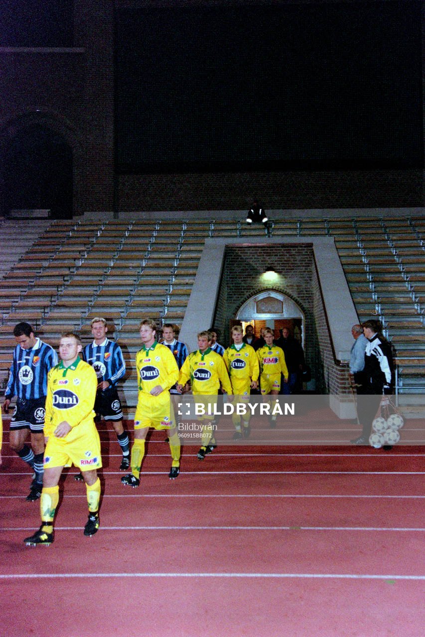 Halmstad på väg in på Stockholm Stadion