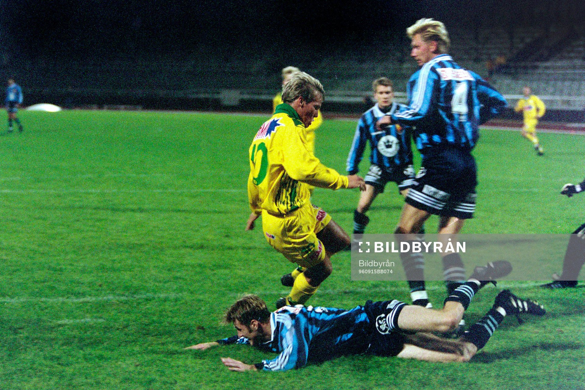 Fredrik Ljungberg, Halmstad och en liggande Markus