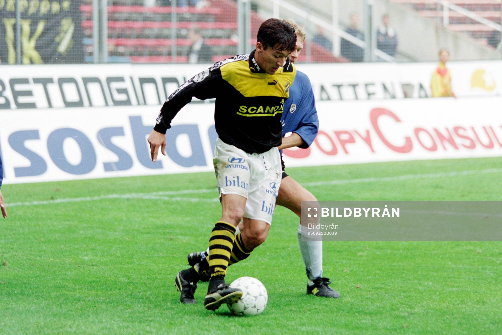 Cesar Pacha, AIK med bollen