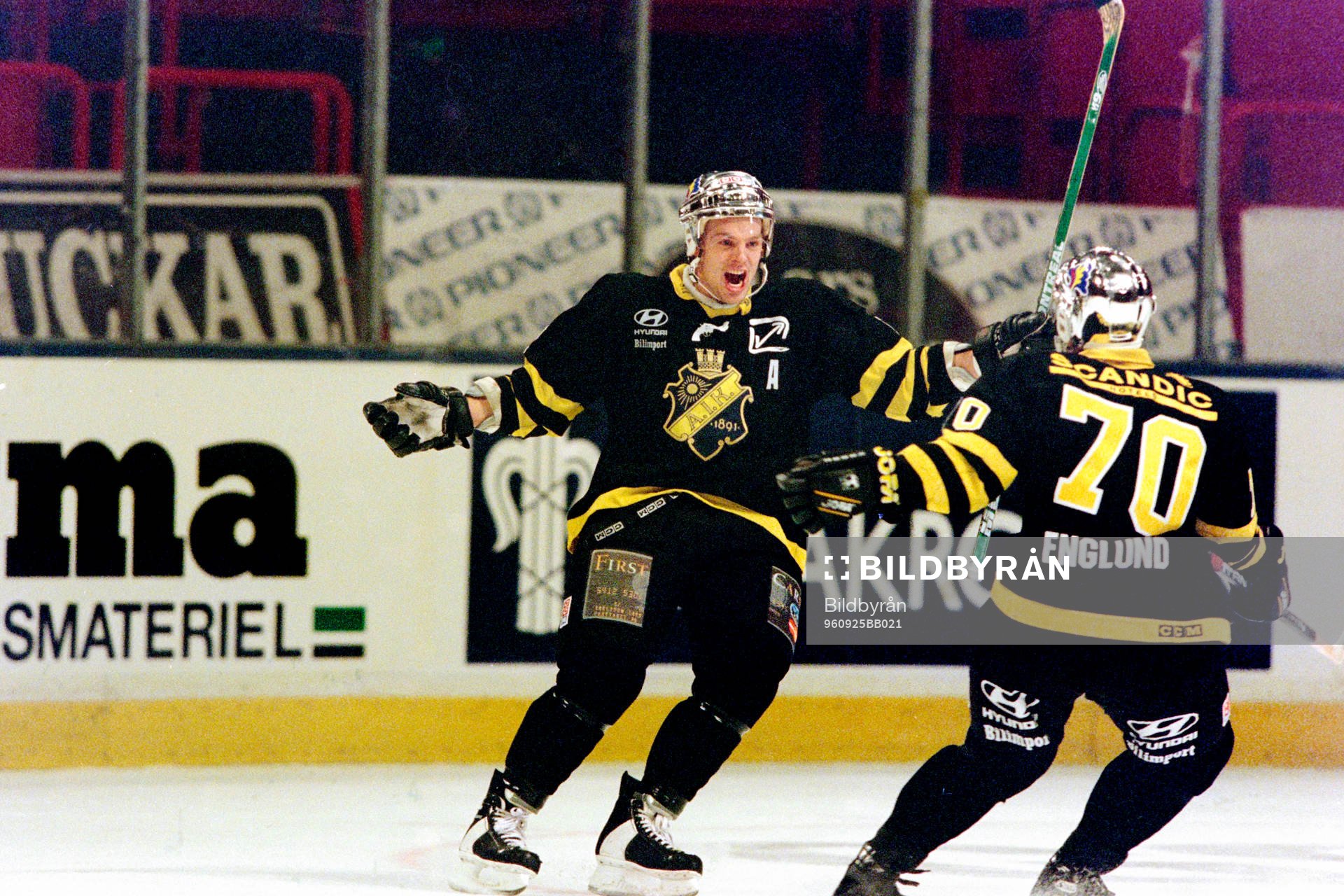 Niclas Hävelid, AIK jublar