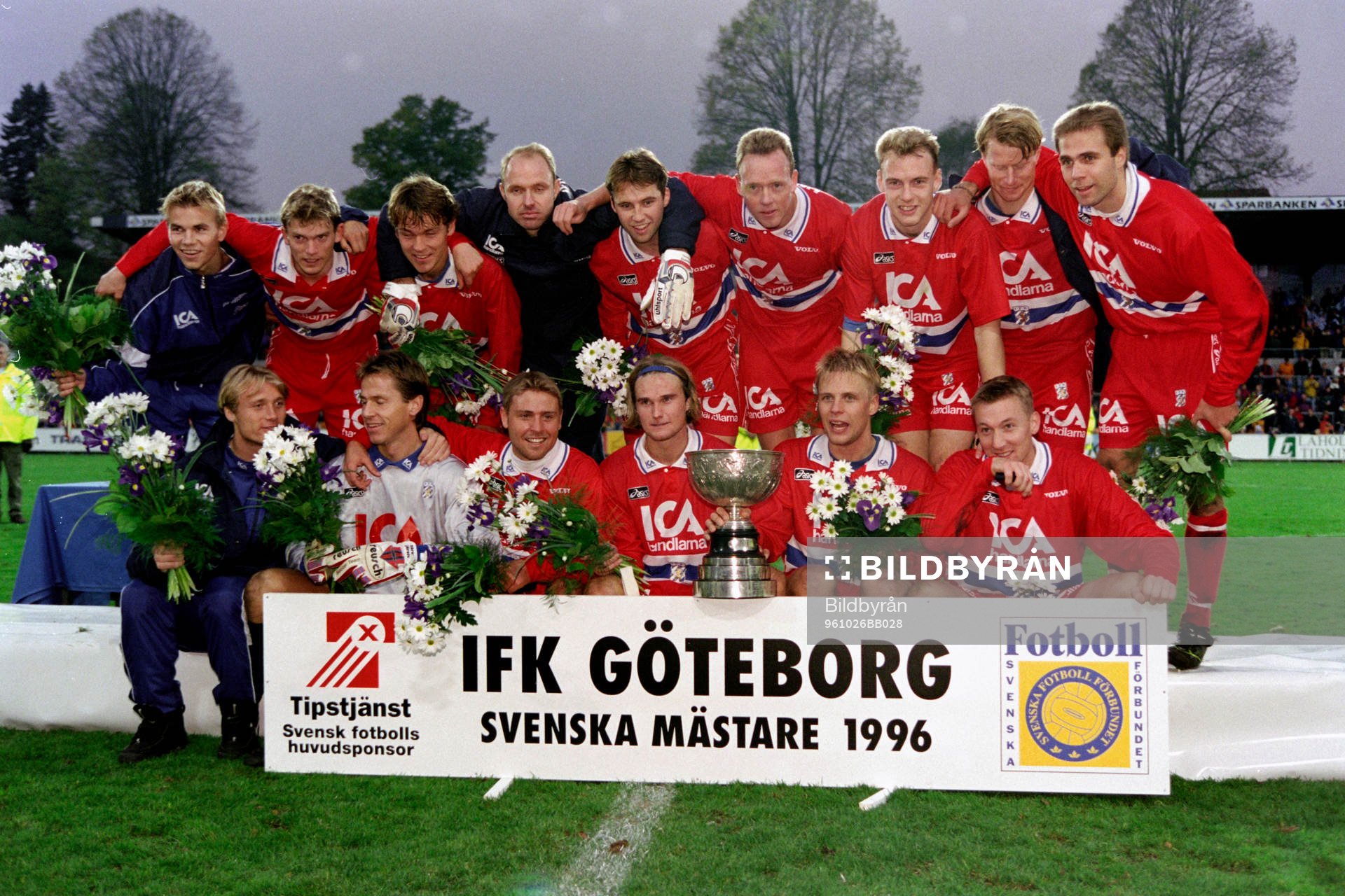 IFK Göteborg svenska mästare. Bakre raden fr. v Niclas