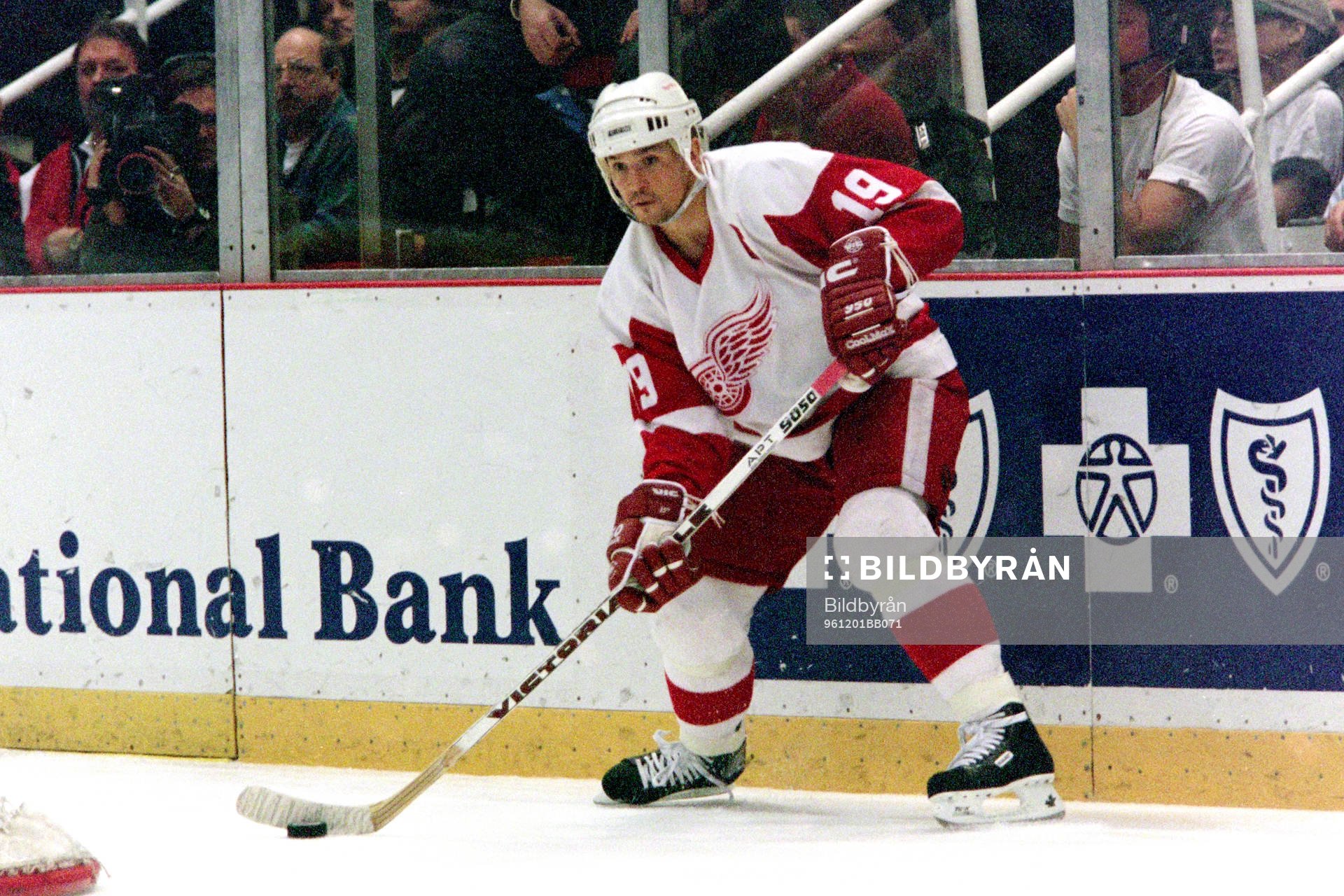 Steve Yzerman, Detroit Red Wings