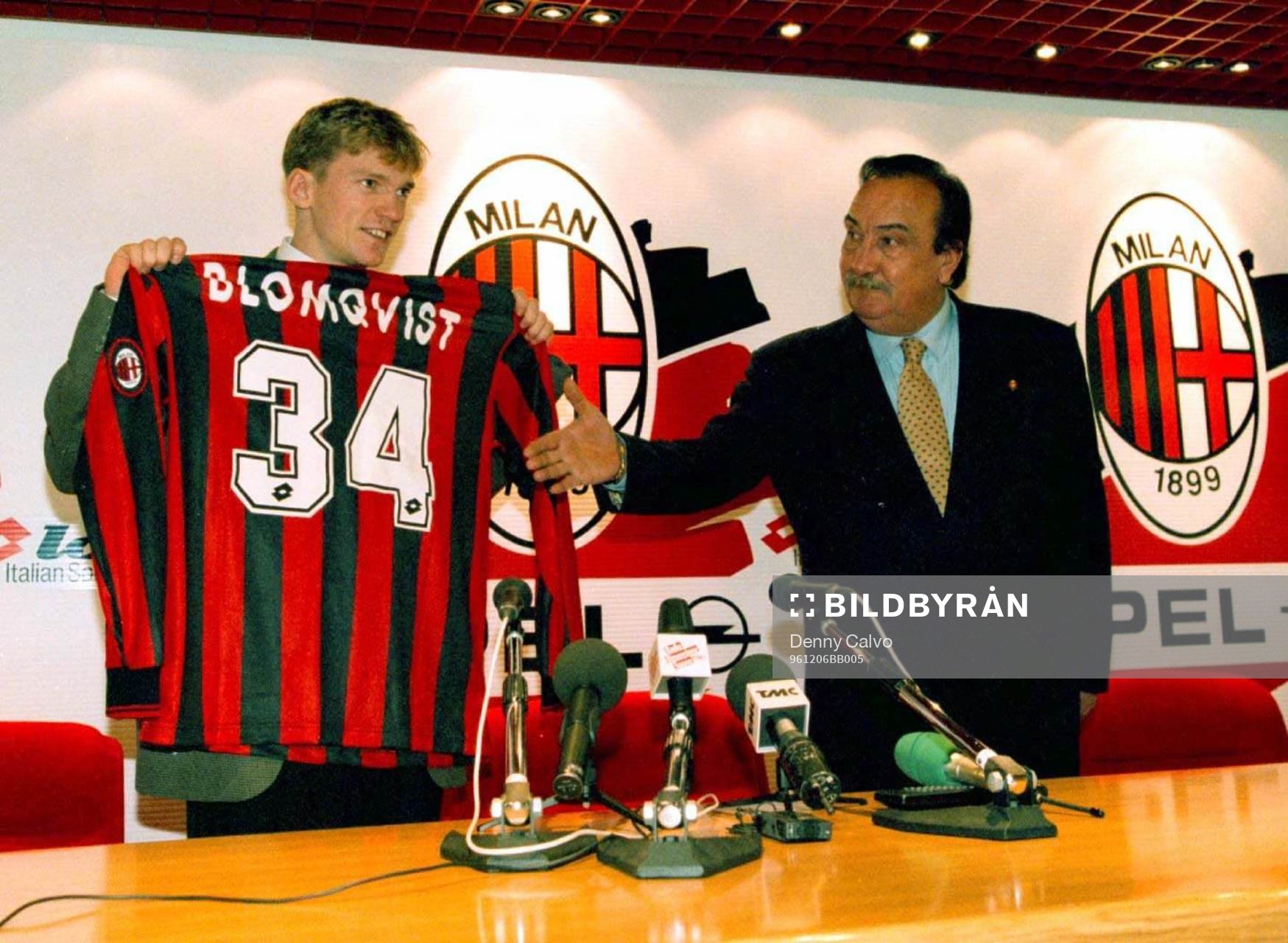 Fotboll, Presskonferens. på Milanello. Jesper Blomqvist