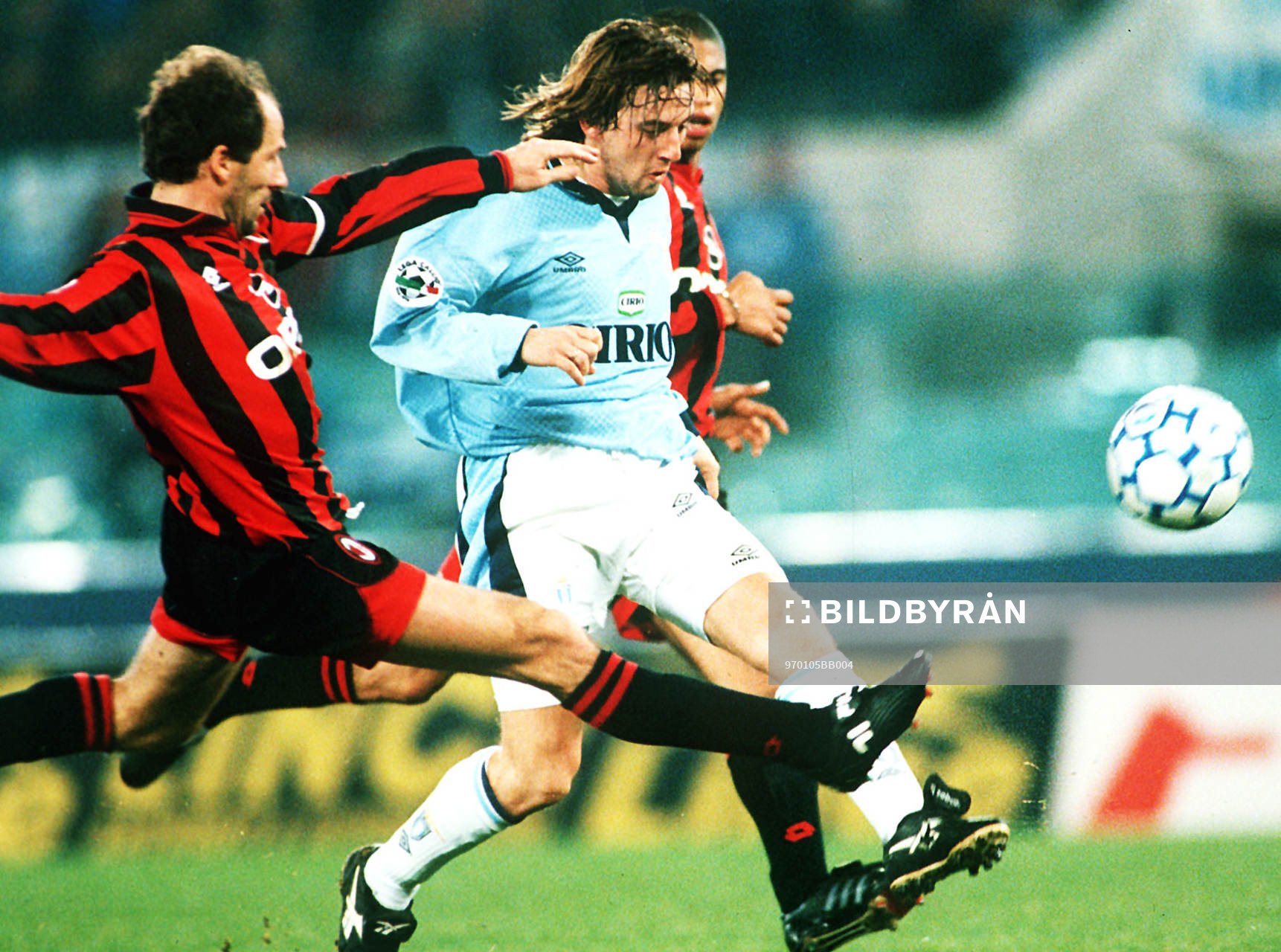 Lazio - Milan: Giuseppe Signori tar sig förbi Franco