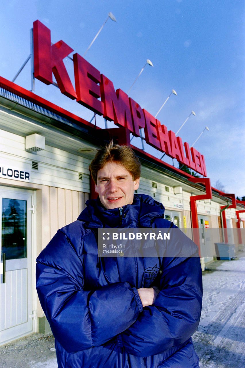 Magnus Swärdh utanför Kempehallen