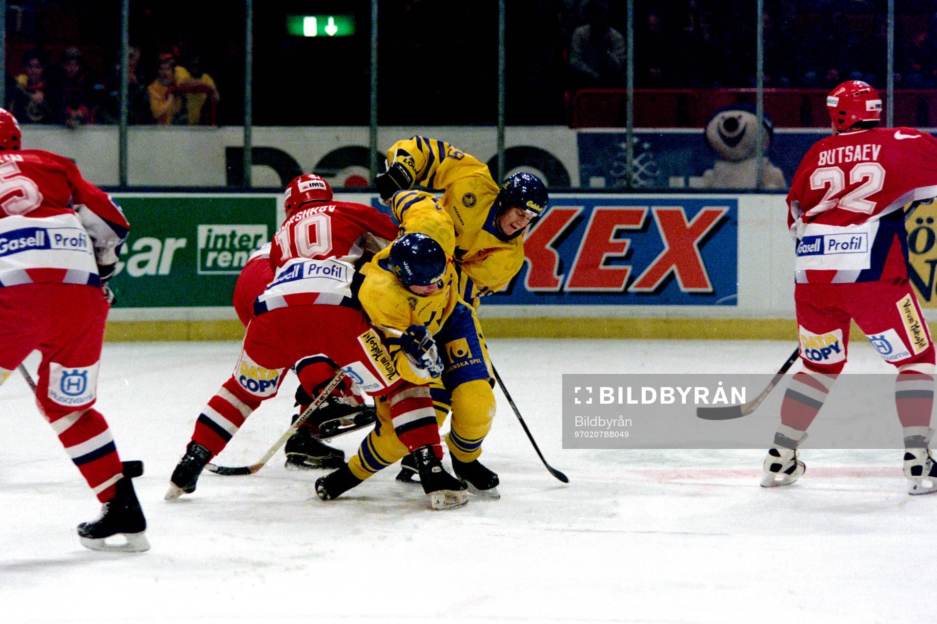 Per-Johan Axelsson, Sverige