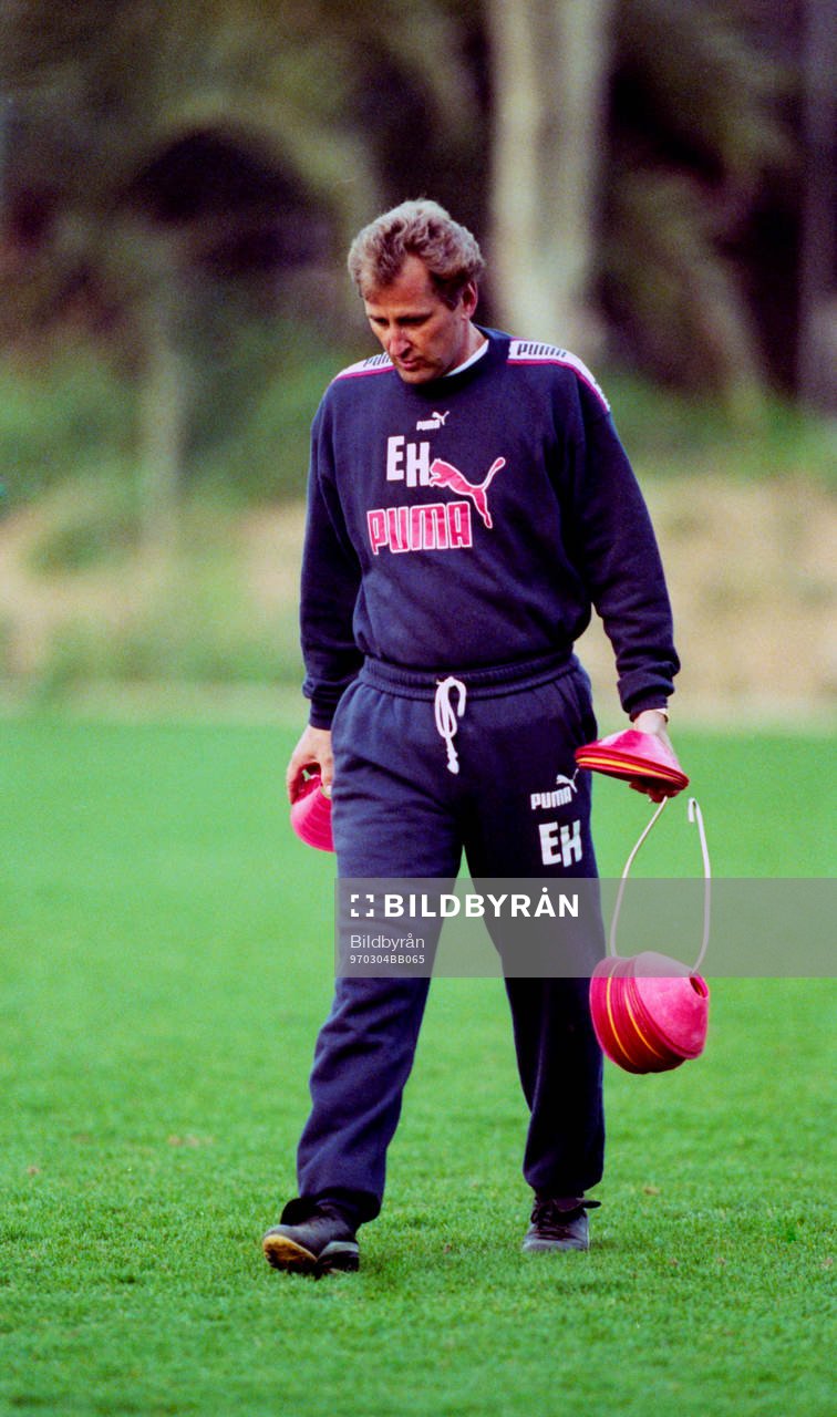 Erik Hamrén, tränare i AIK