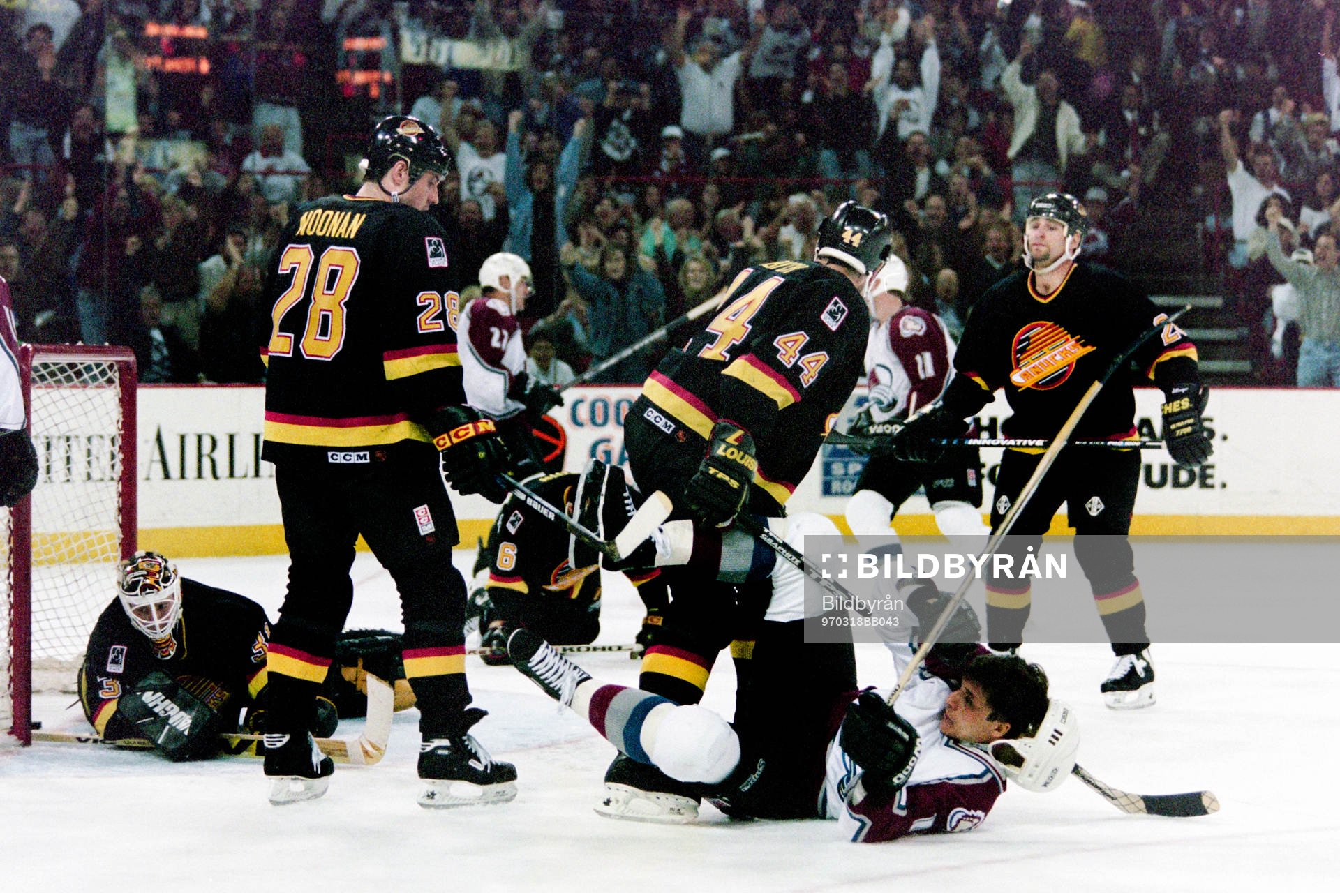 Situation framför Corey Hirsch, målvakt i Vancouver