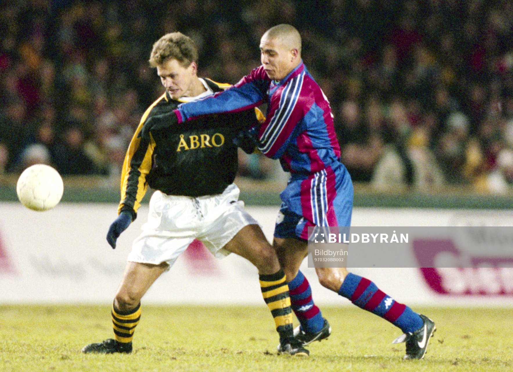 Gary Sundgren, AIK och Ronaldo, Barcelona