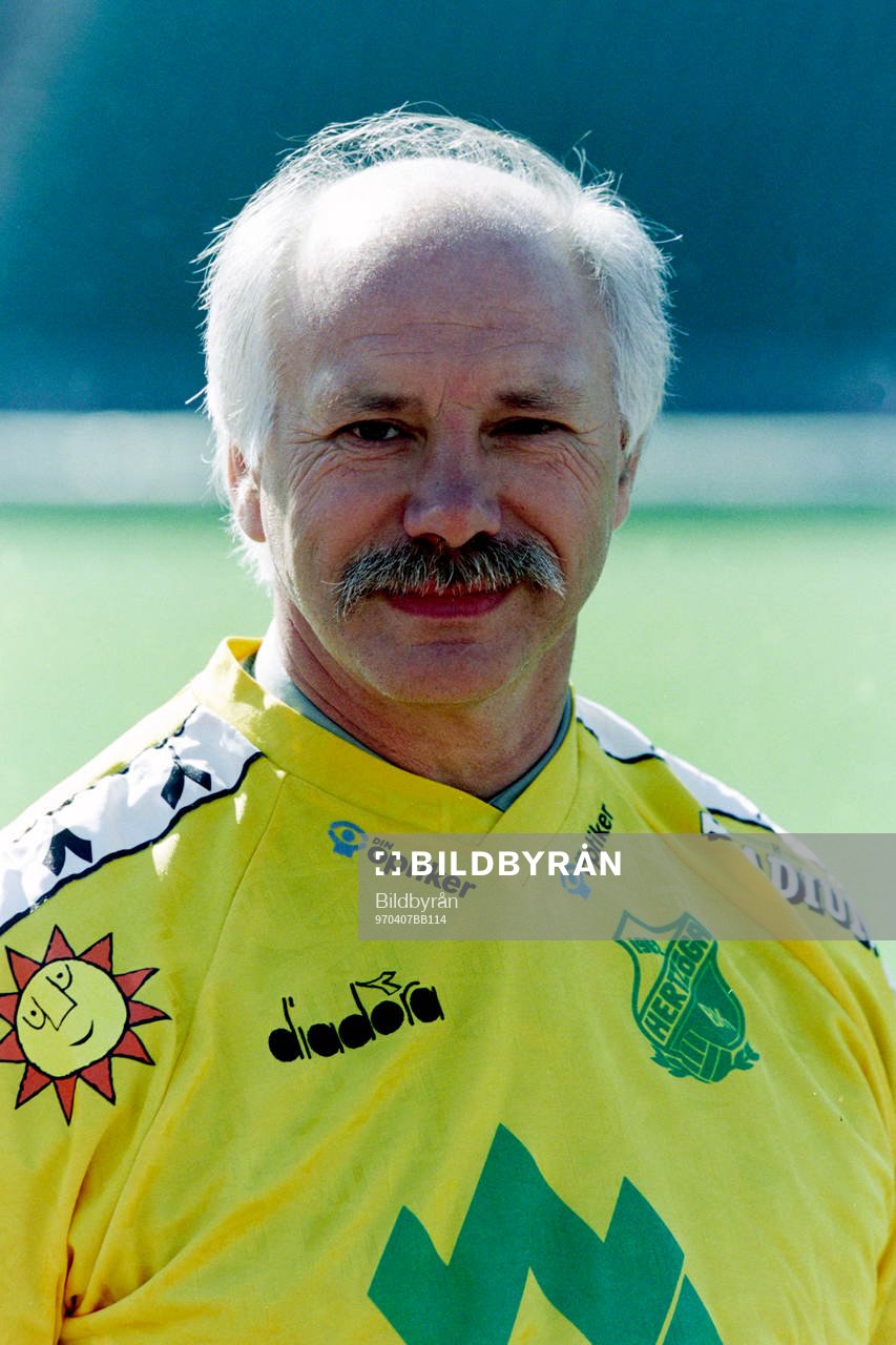 Dave Mosson, Tränare, Hertzöga