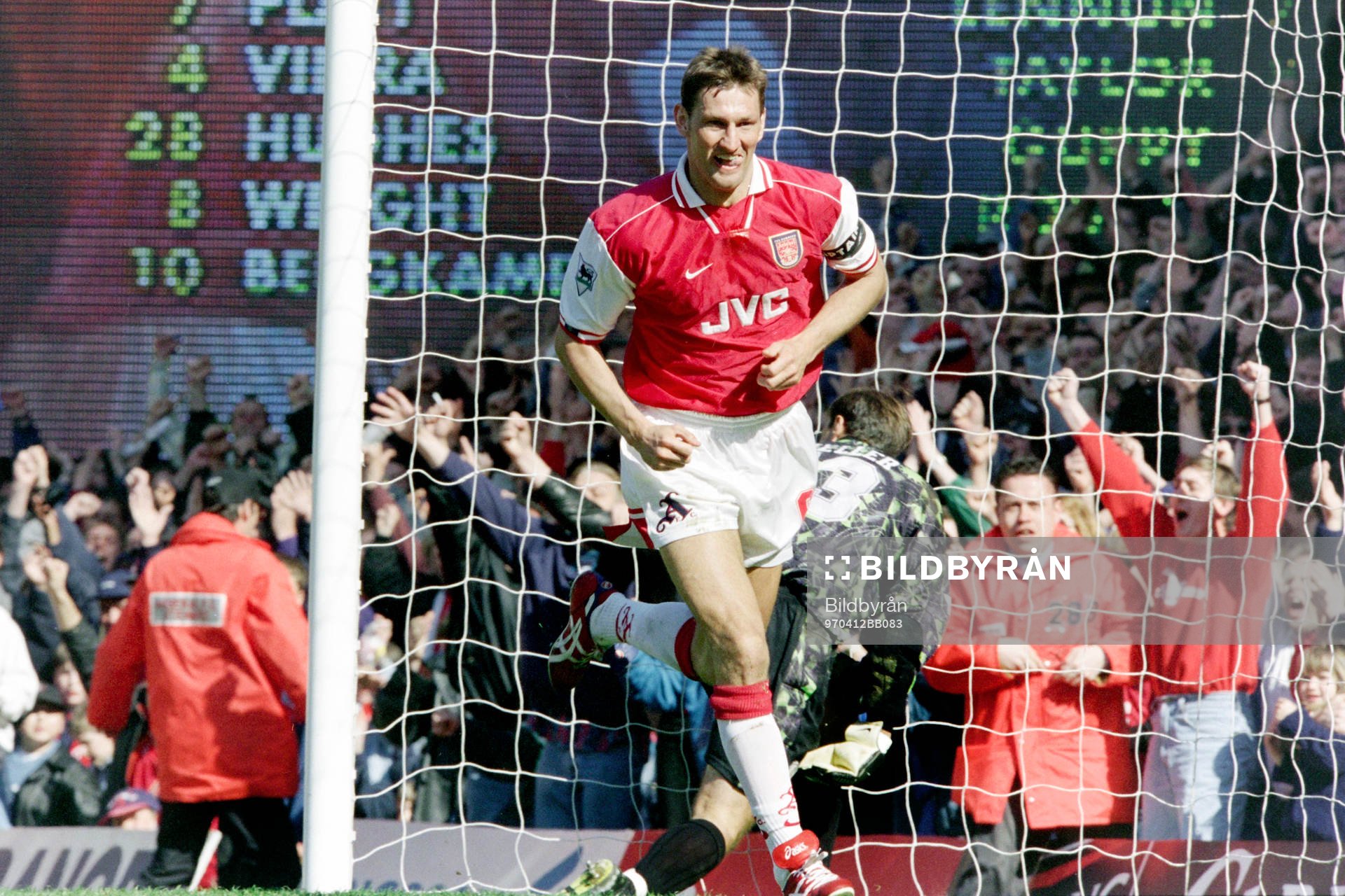 Tony Adams, Arsenal jublar