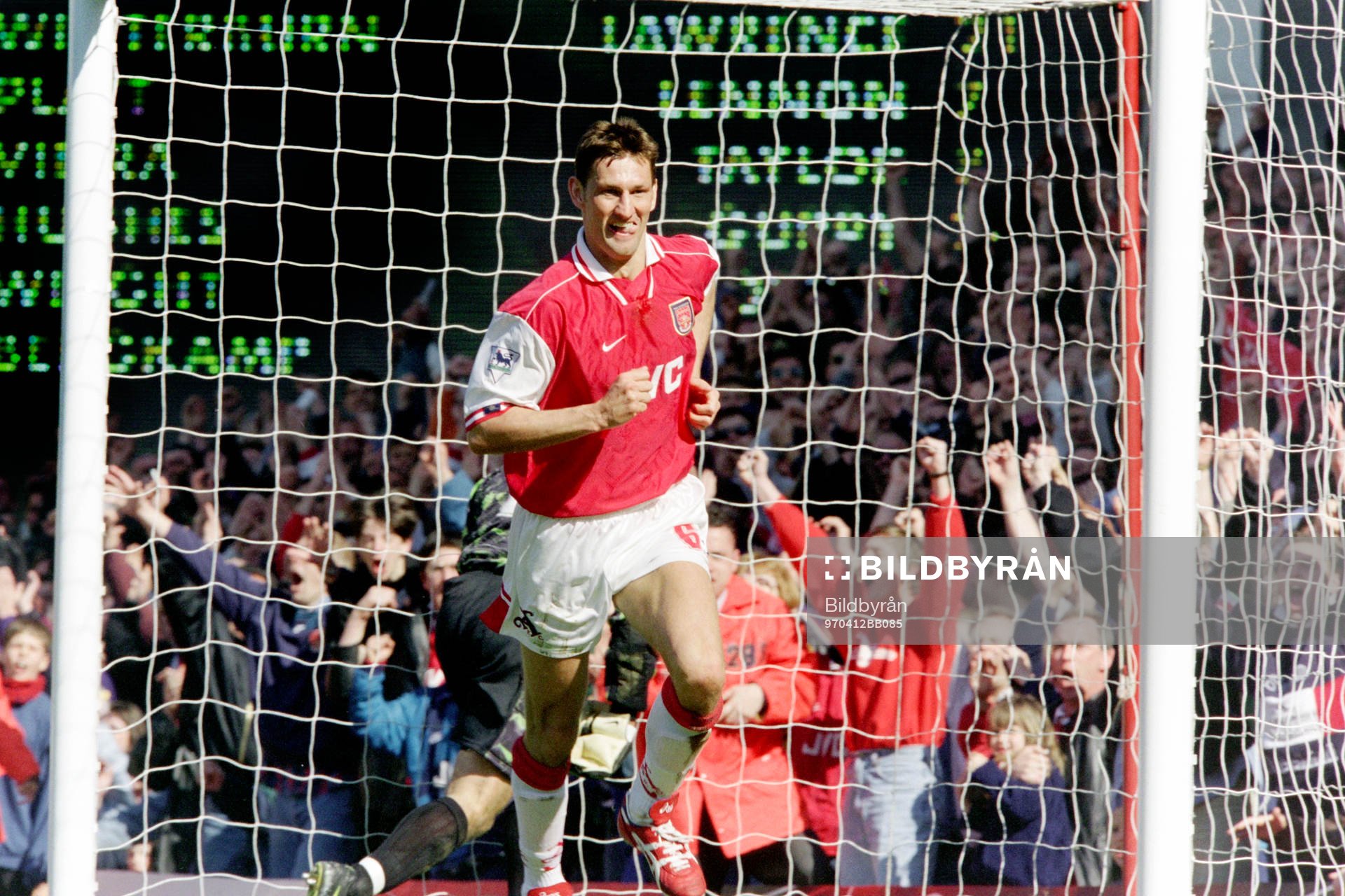 Tony Adams, Arsenal jublar