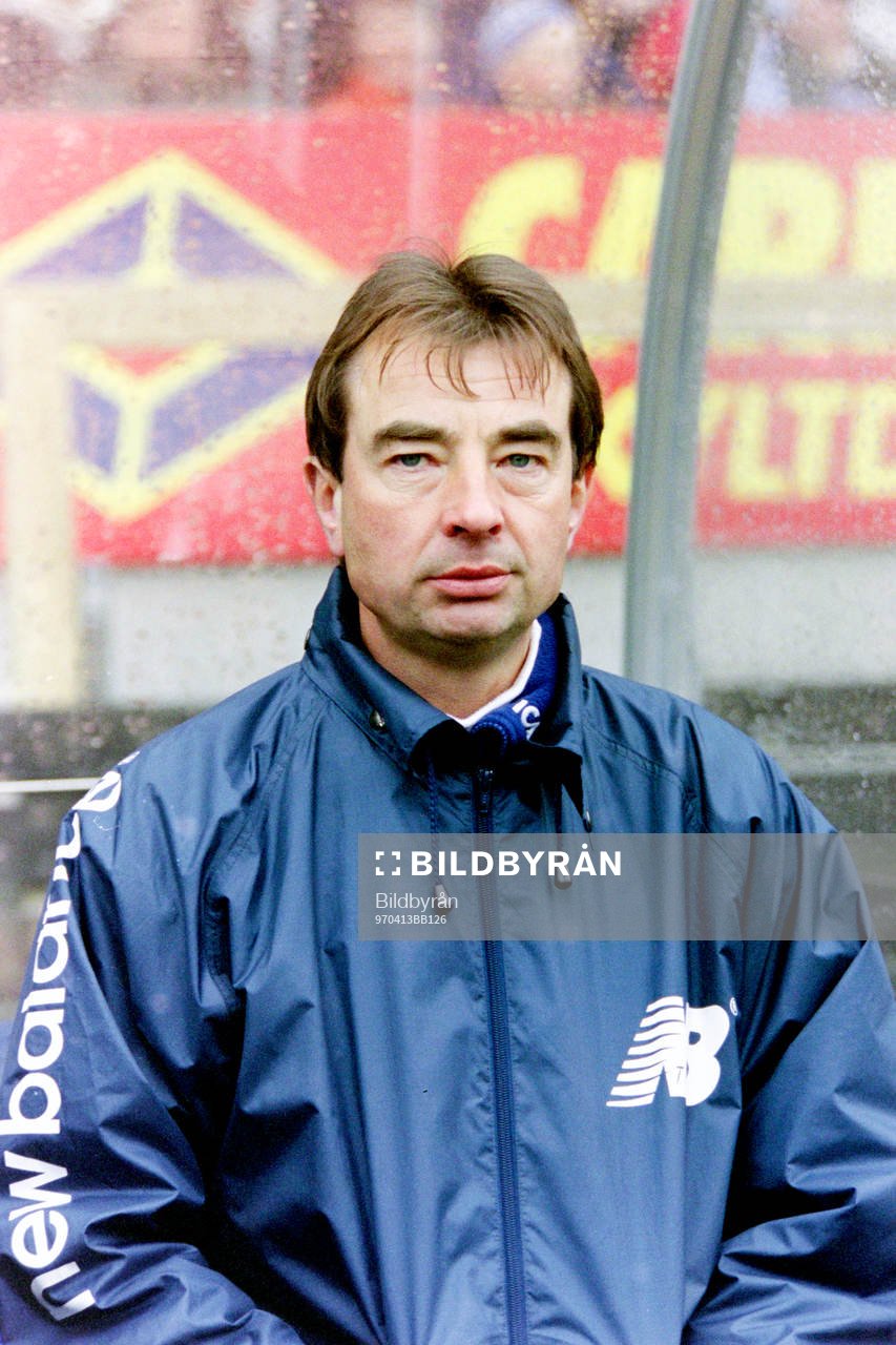 Tom Prahl, Tränare i Halmstad