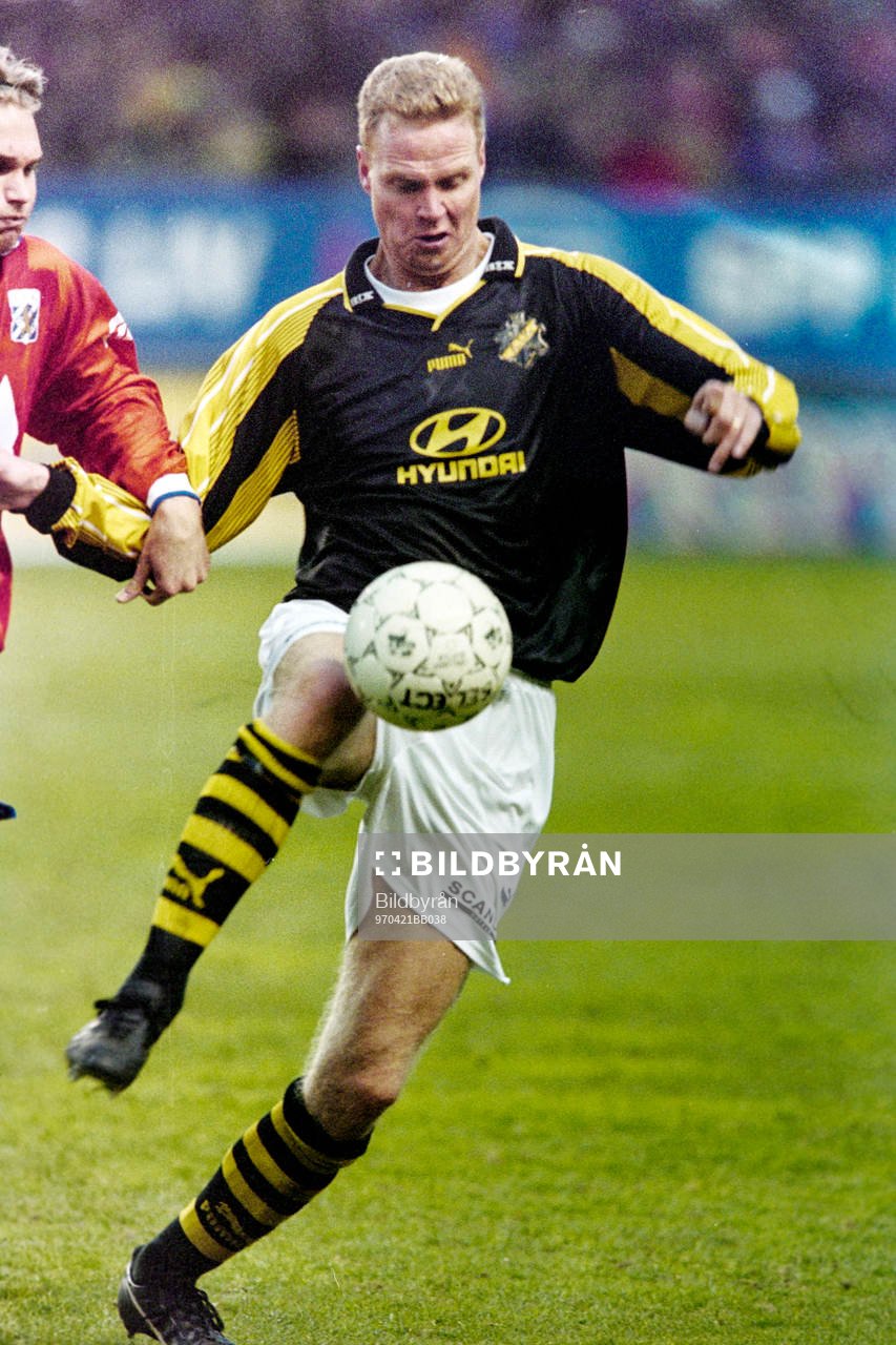 Pär Millqvist, AIK med bollen