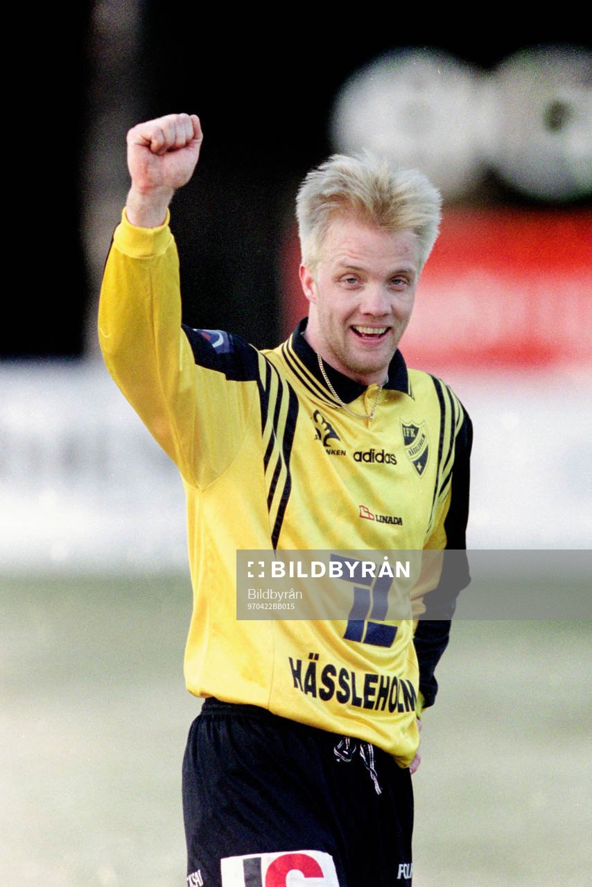 Fotboll, Div 1 Södra, Myresjö - IFK Hässleholm, 0-2: Percy Olsson, Hässleholm. 