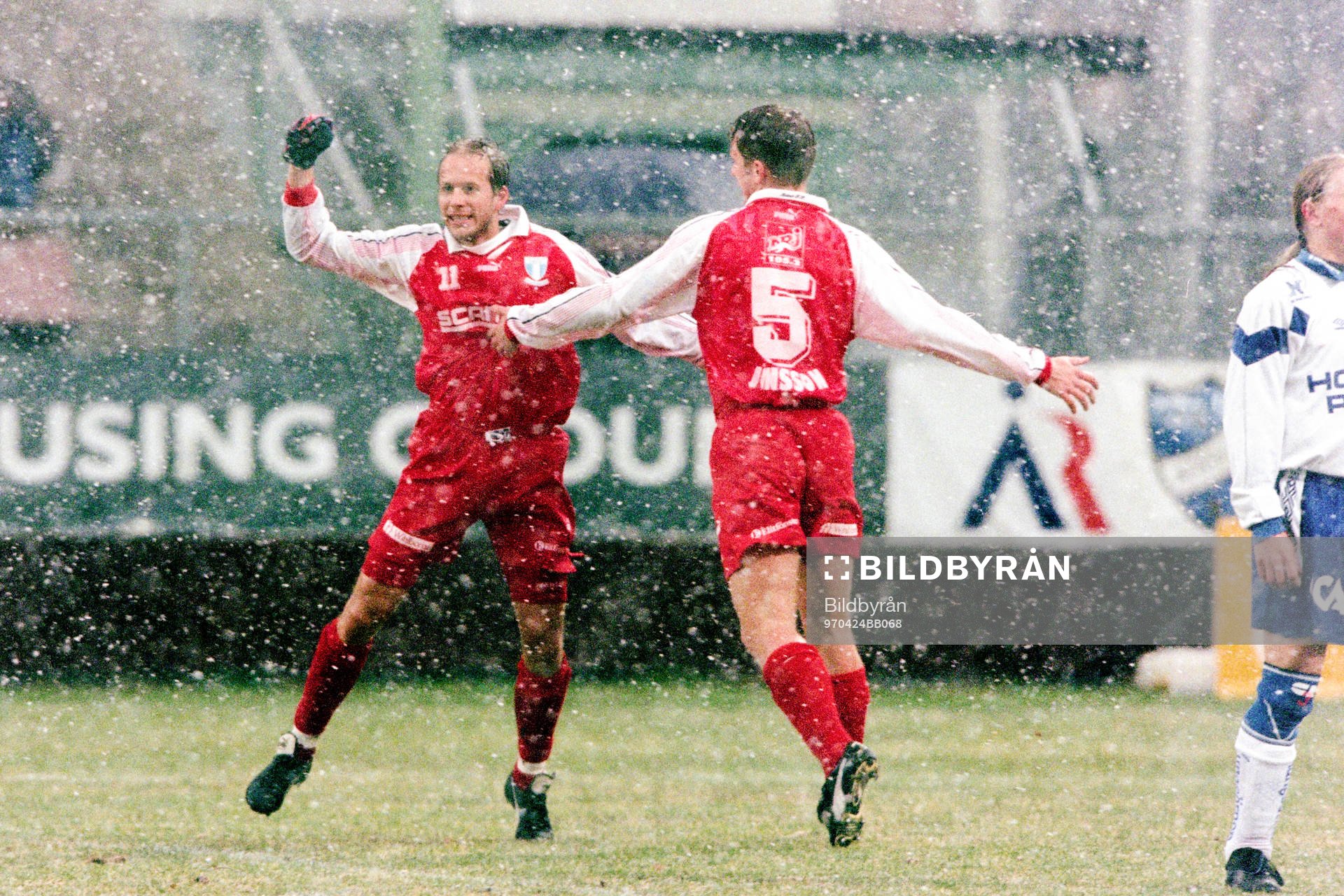 Fotboll, Allsvenskan, IFK Norrköping - Malmö FF, 2-2: Niclas Kindvall och Tommy Jönsson, Malmö jublar efter mål
