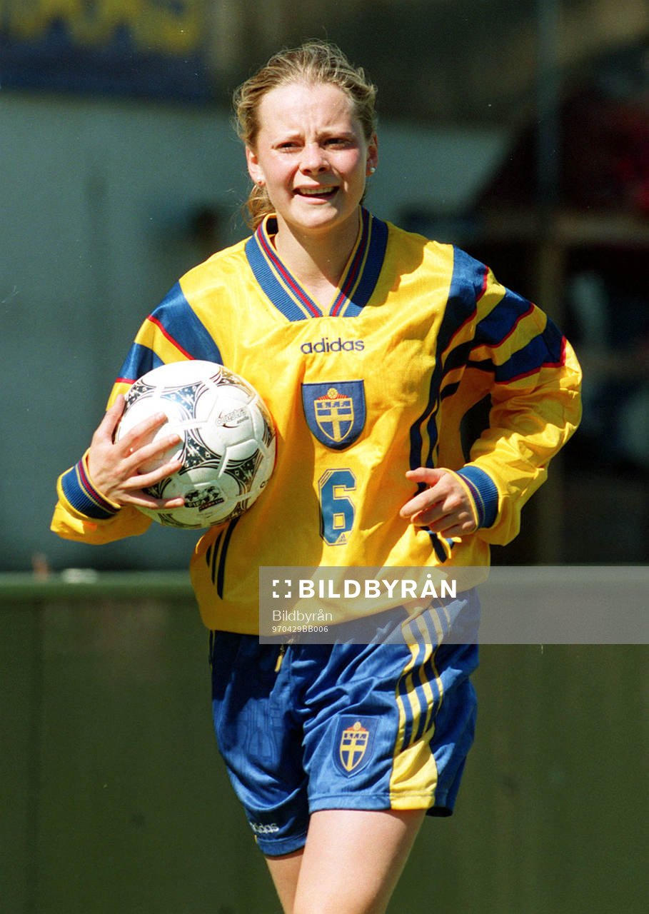Tina Kindvall, Sverige
