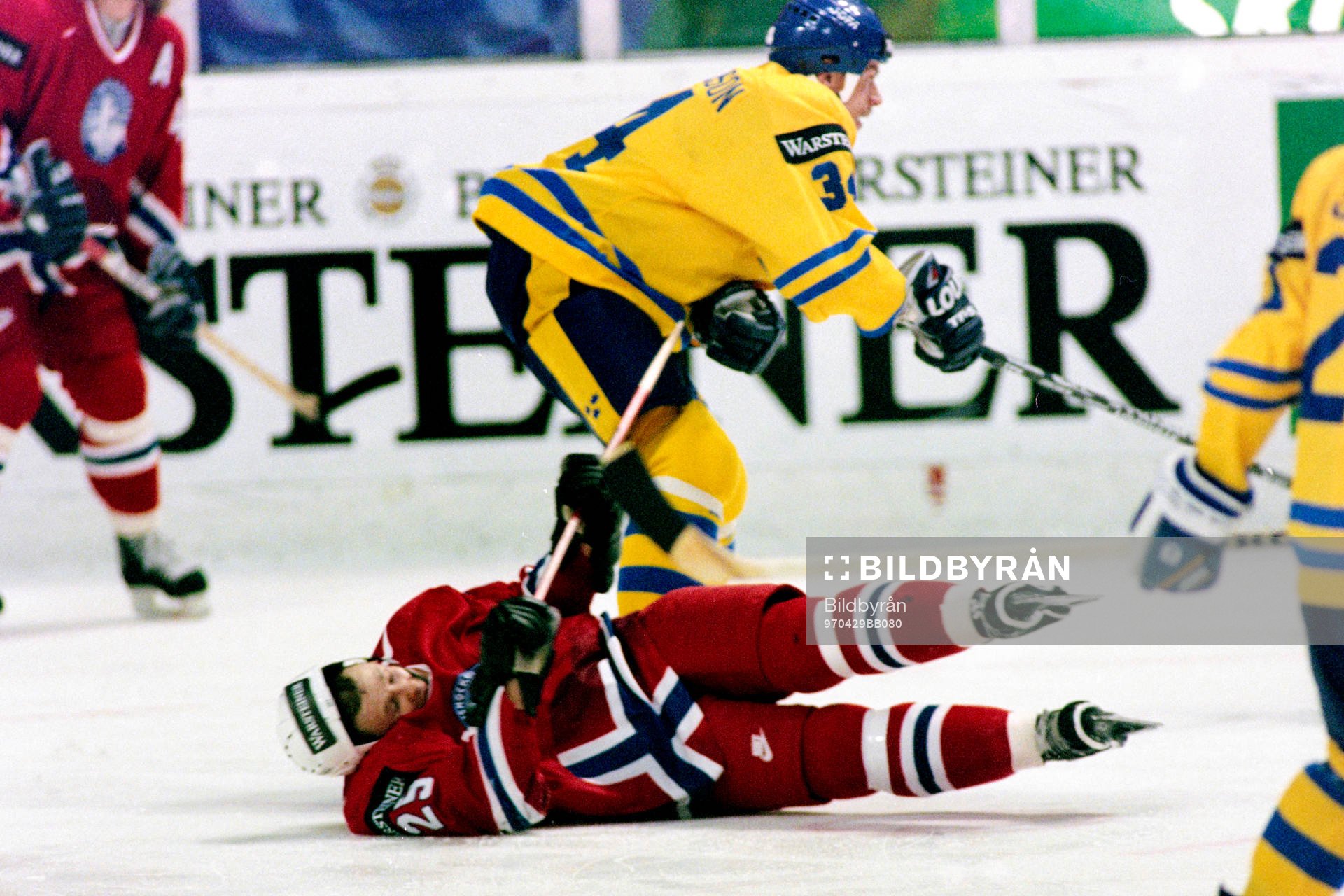 Roger Johansson, Sverige