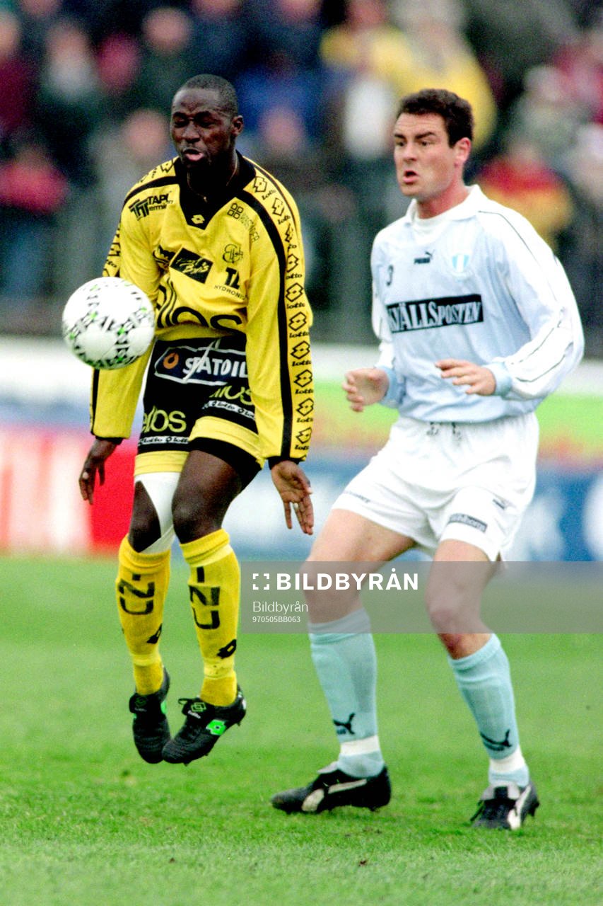 Moses Nsubuga, Elfsborg med malmös Christian Karlsson i