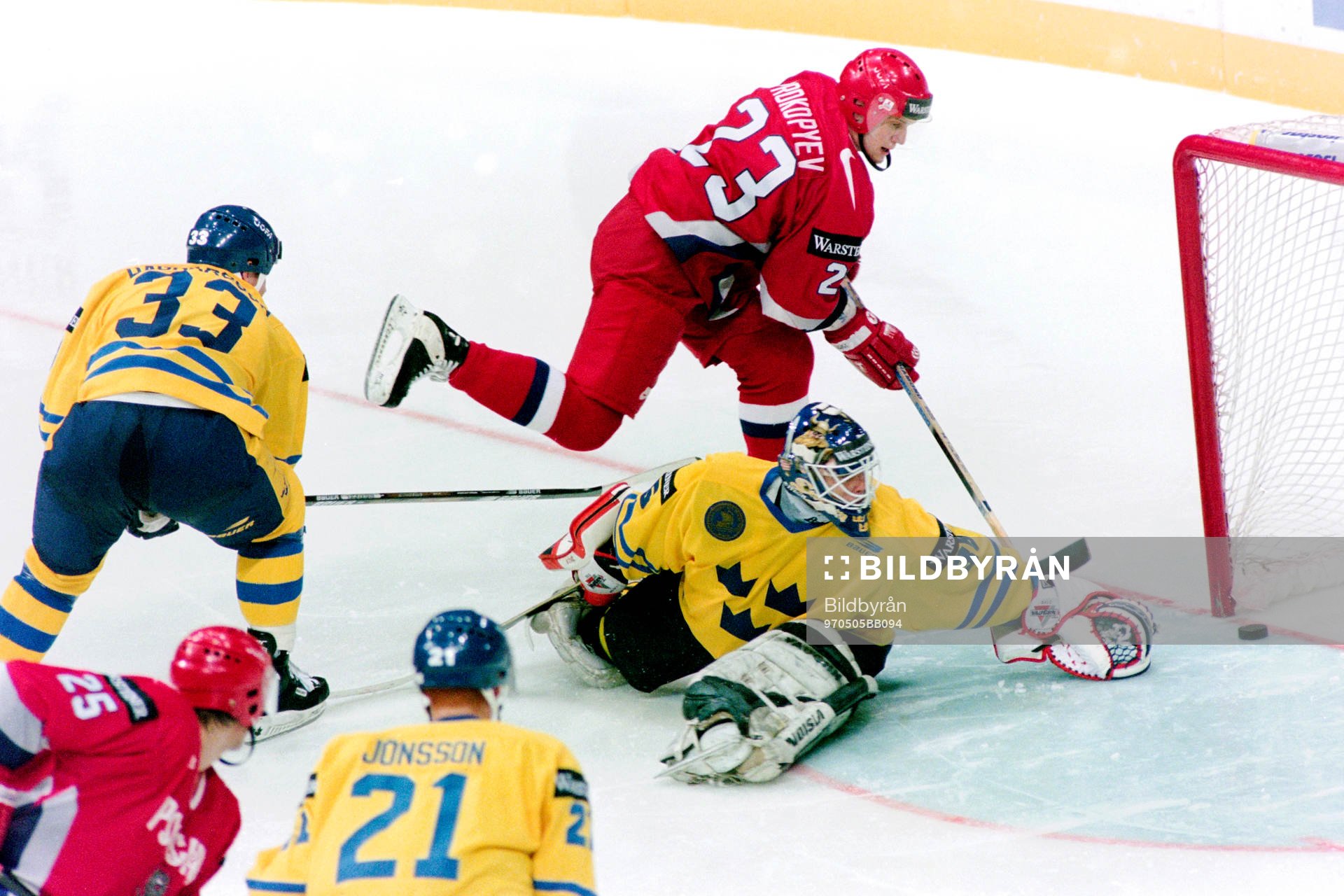 Alexander Prokopiev, Ryssland fri med Tommy Salo, målvakt