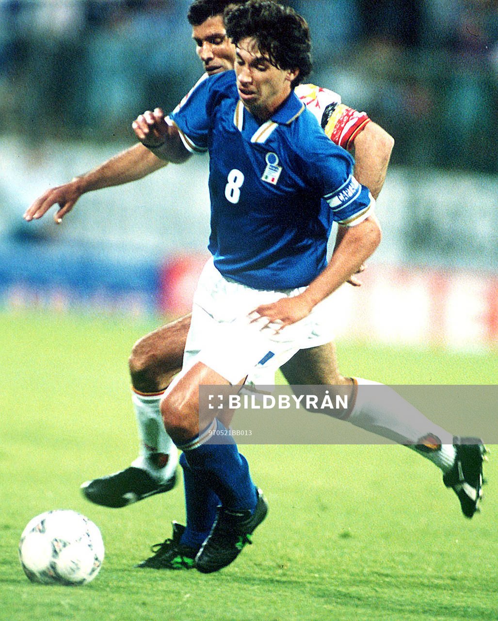 Demetrio Albertini, Italien