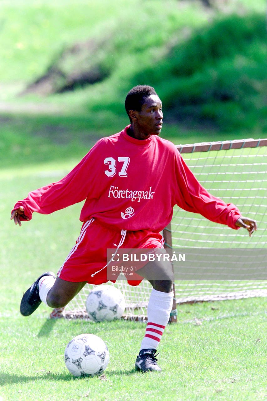 Fotboll, Degerfors, Träning, ungdomar från Sierra Leone