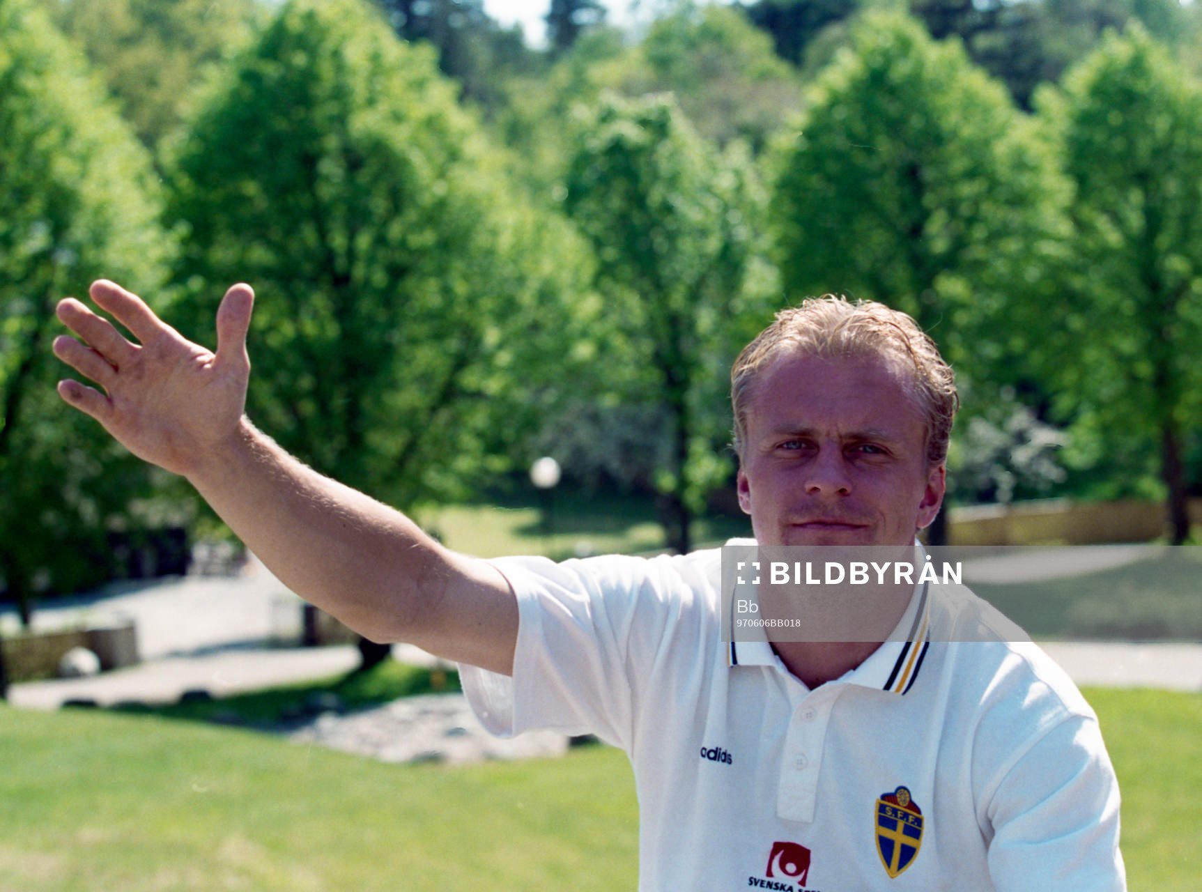 Jonas Thern, Sverige