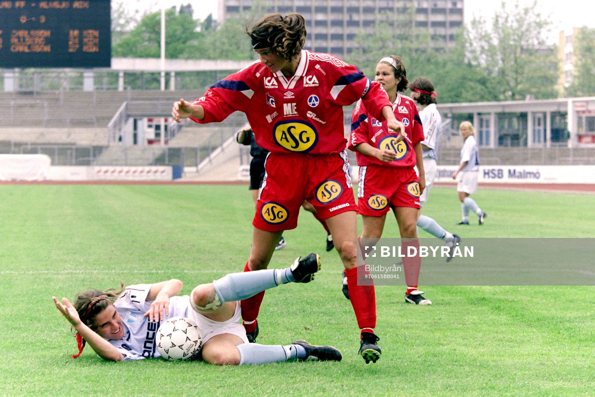 Eva Zeikfalvy, Malmö stoppar älvsjös Malin Swedberg