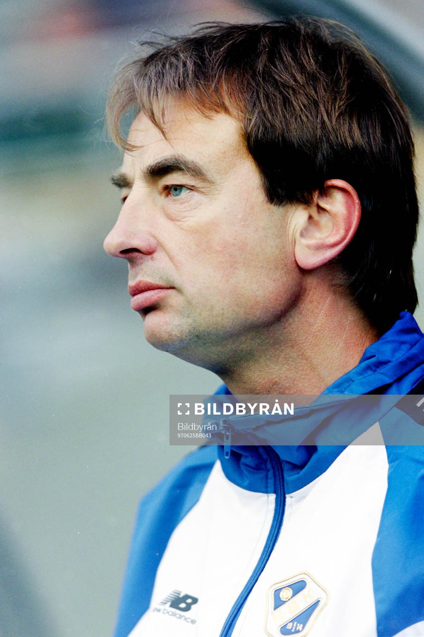 Tom Prahl, Tränare i Halmstad