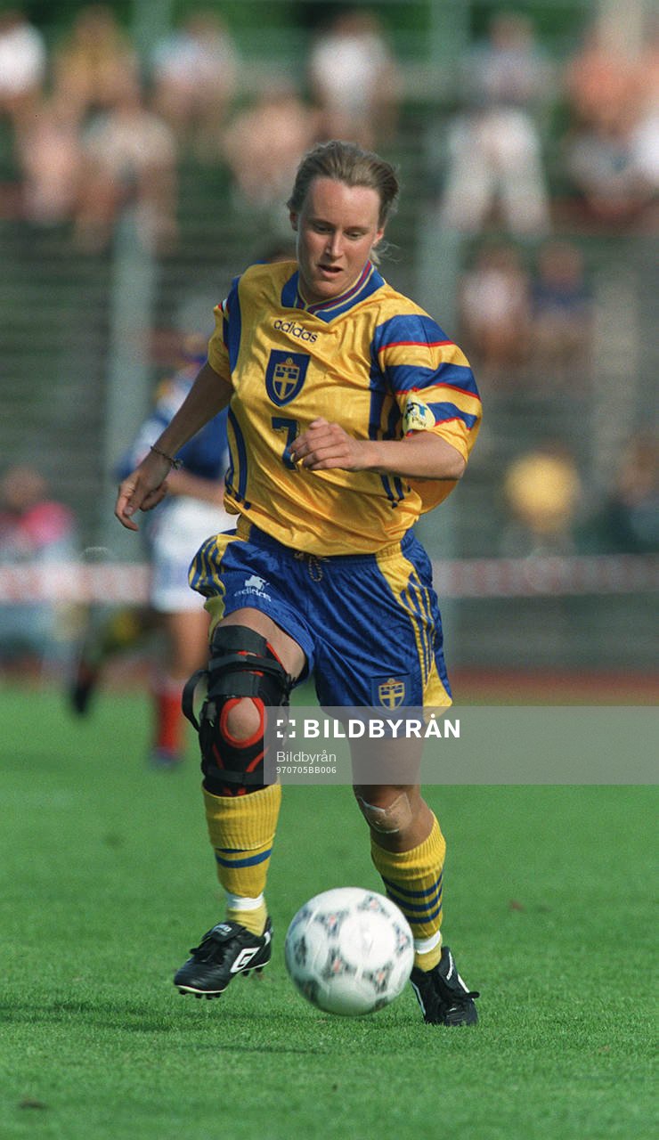 Damfotboll Malin Allberg, Sverige