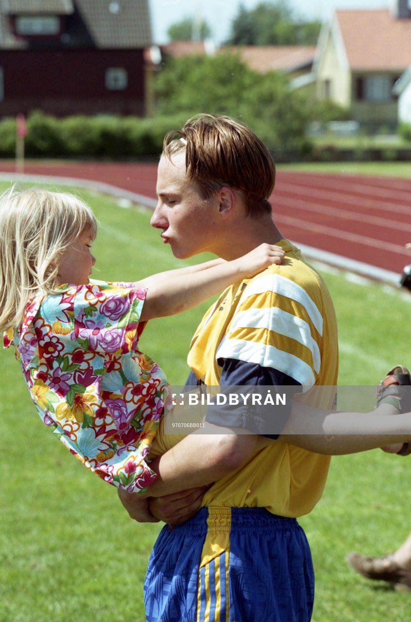 Daniel Nicklasson, Sverige