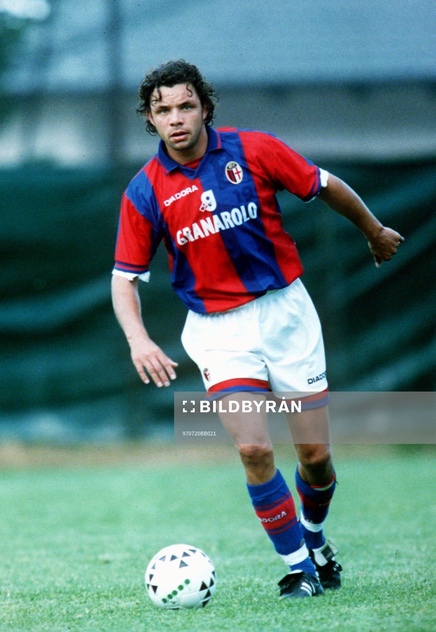 Fotboll Mark Fish, Bologna