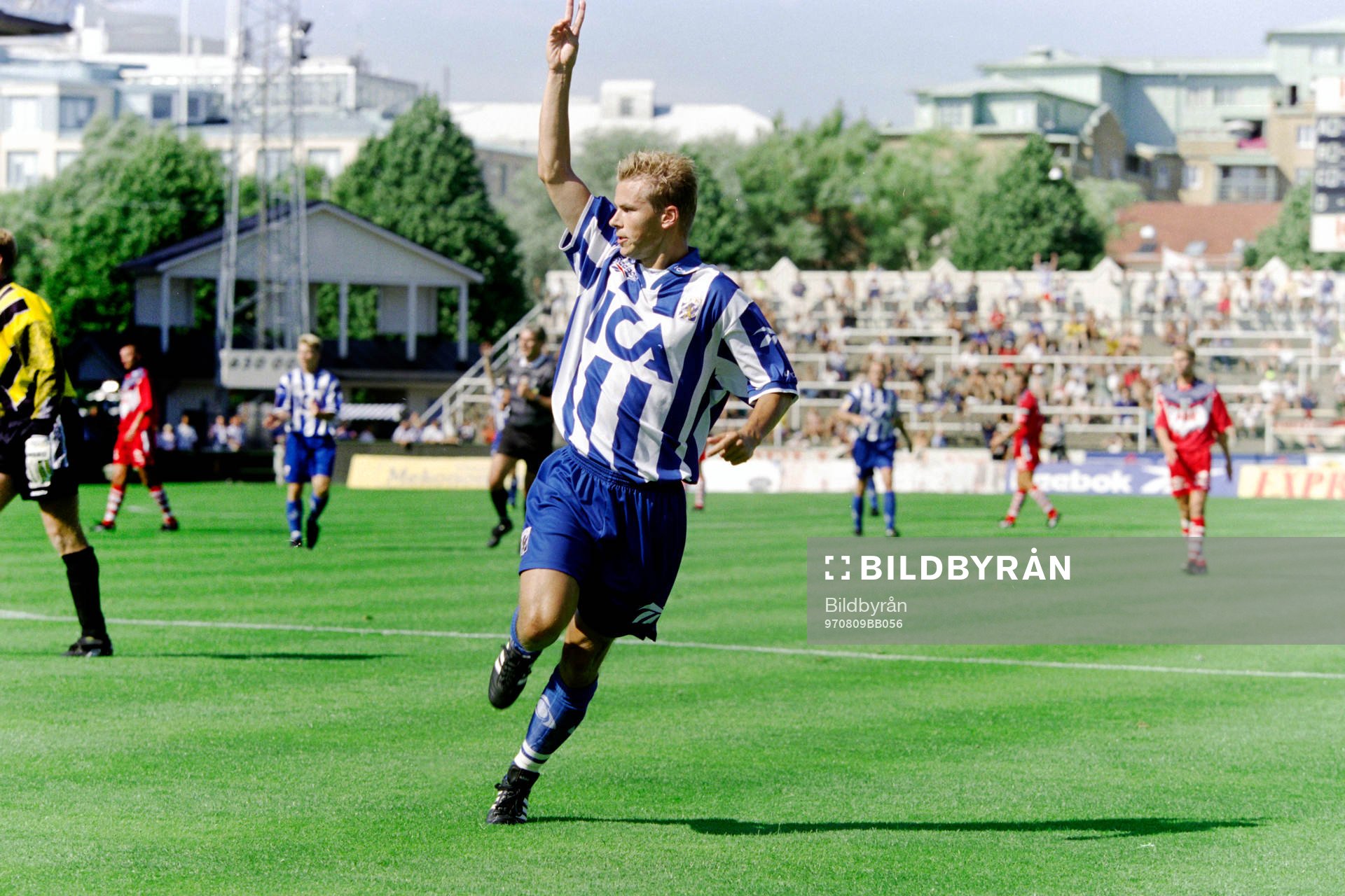 Fotboll, Allsvenskan, IFK Göteborg - Västerås, 2-0: Niclas Alexandersson, Göteborg. 