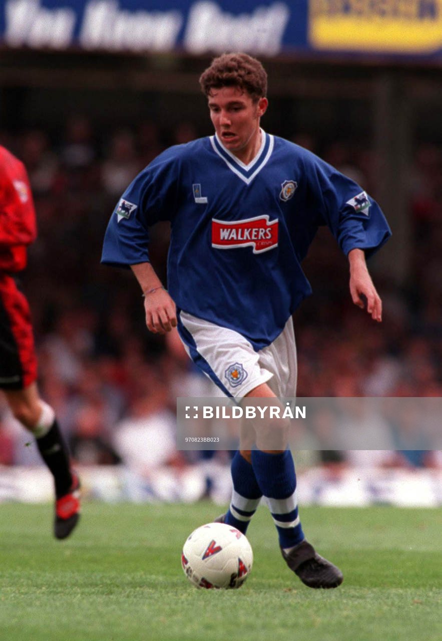 Fotboll -- Mustafa Izzet (Muzzy Izzet), Leicester