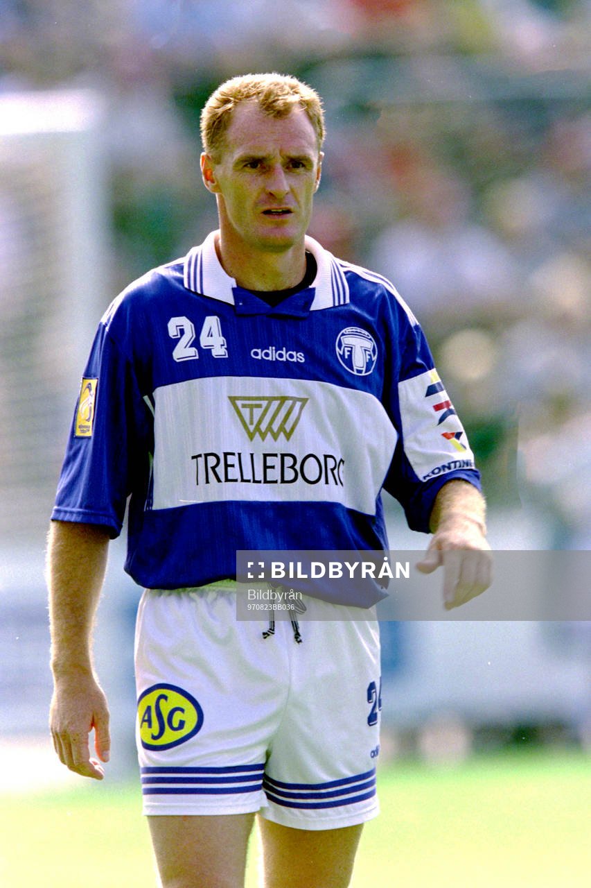 Fotboll, Allsvenskan, Helsingborg - Trelleborg, 1-1: Colin Hill, Trelleborg. 