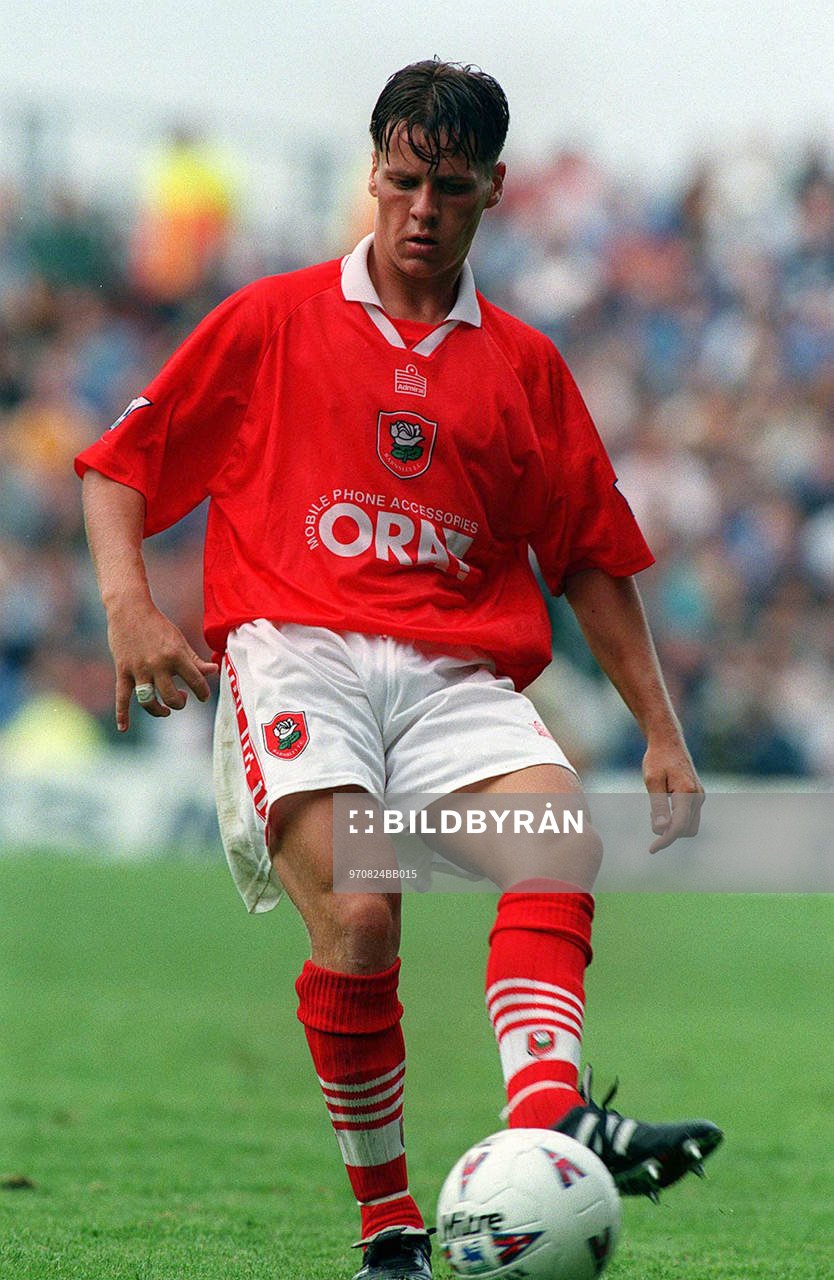 Fotboll -- Darren Barnard, Barnsley