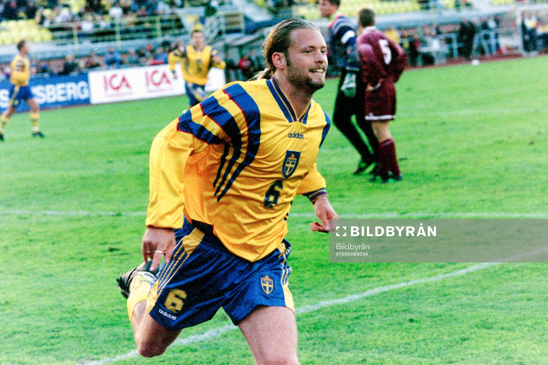 Joakim Persson, Sverige jublar