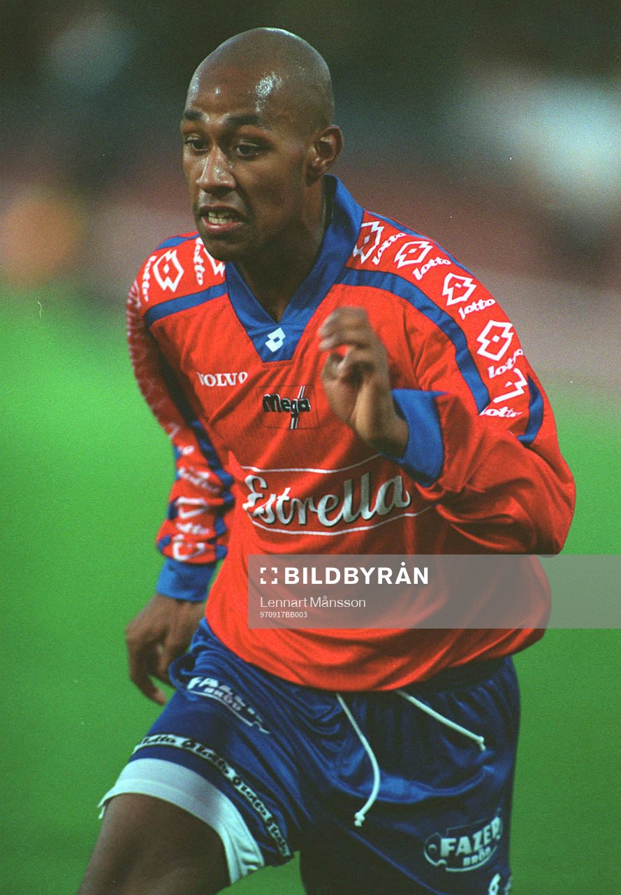 Fotboll Jeffrey Aubynn, Gunnilse
