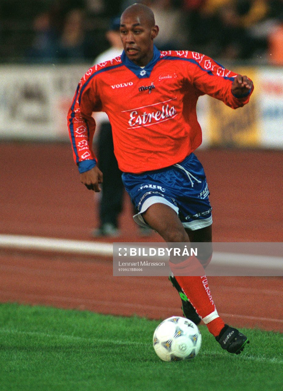 Fotboll Jeffrey Aubynn, Gunnilse