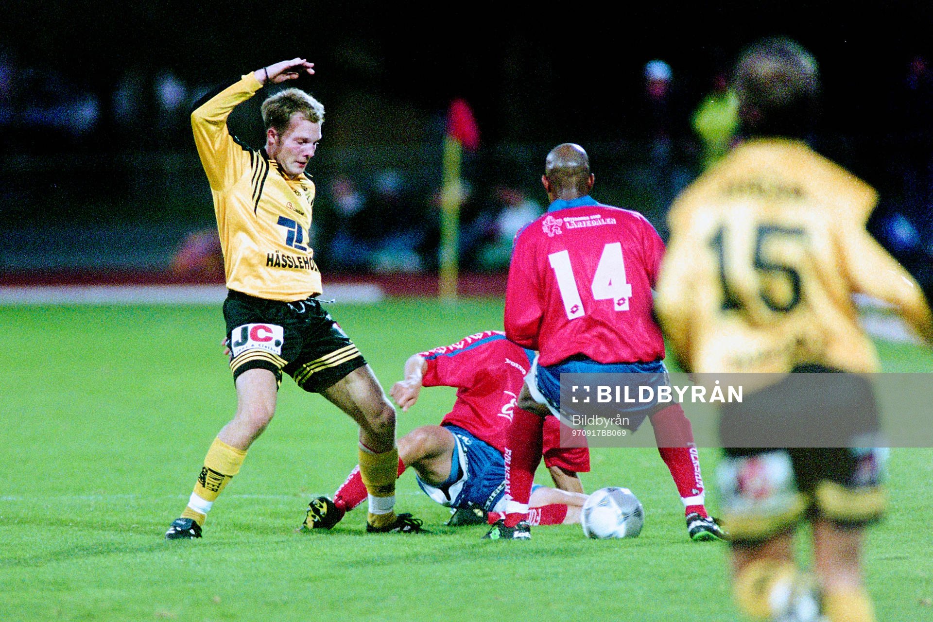 Fotboll, Div 1 Södra, IFK Hässleholm - Gunnilse, 2-2