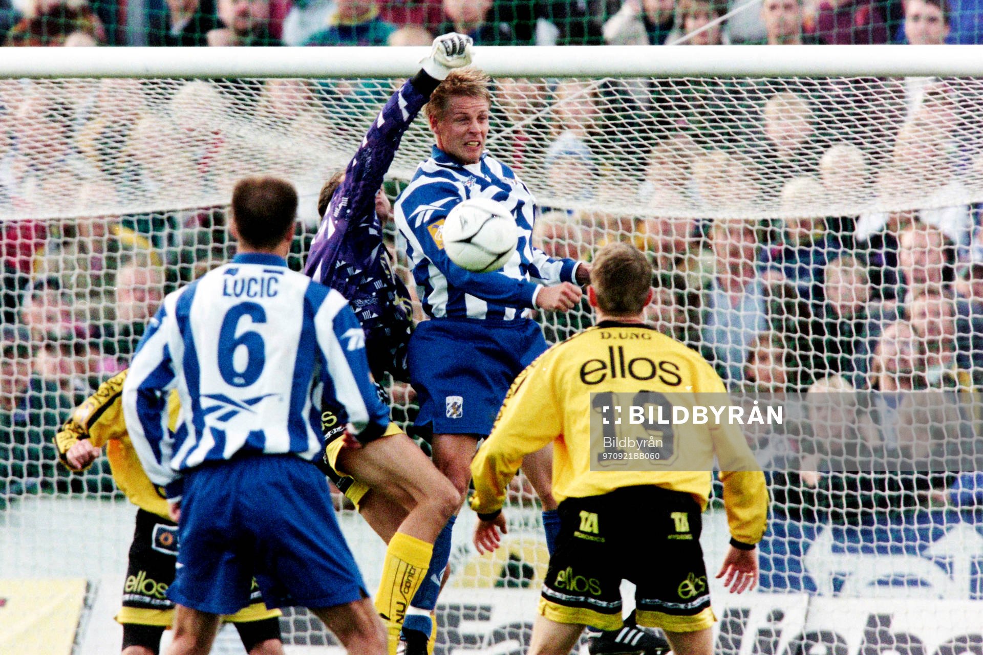 Mikael Nilsson, Göteborg i en duell med elfsborgs målvakt