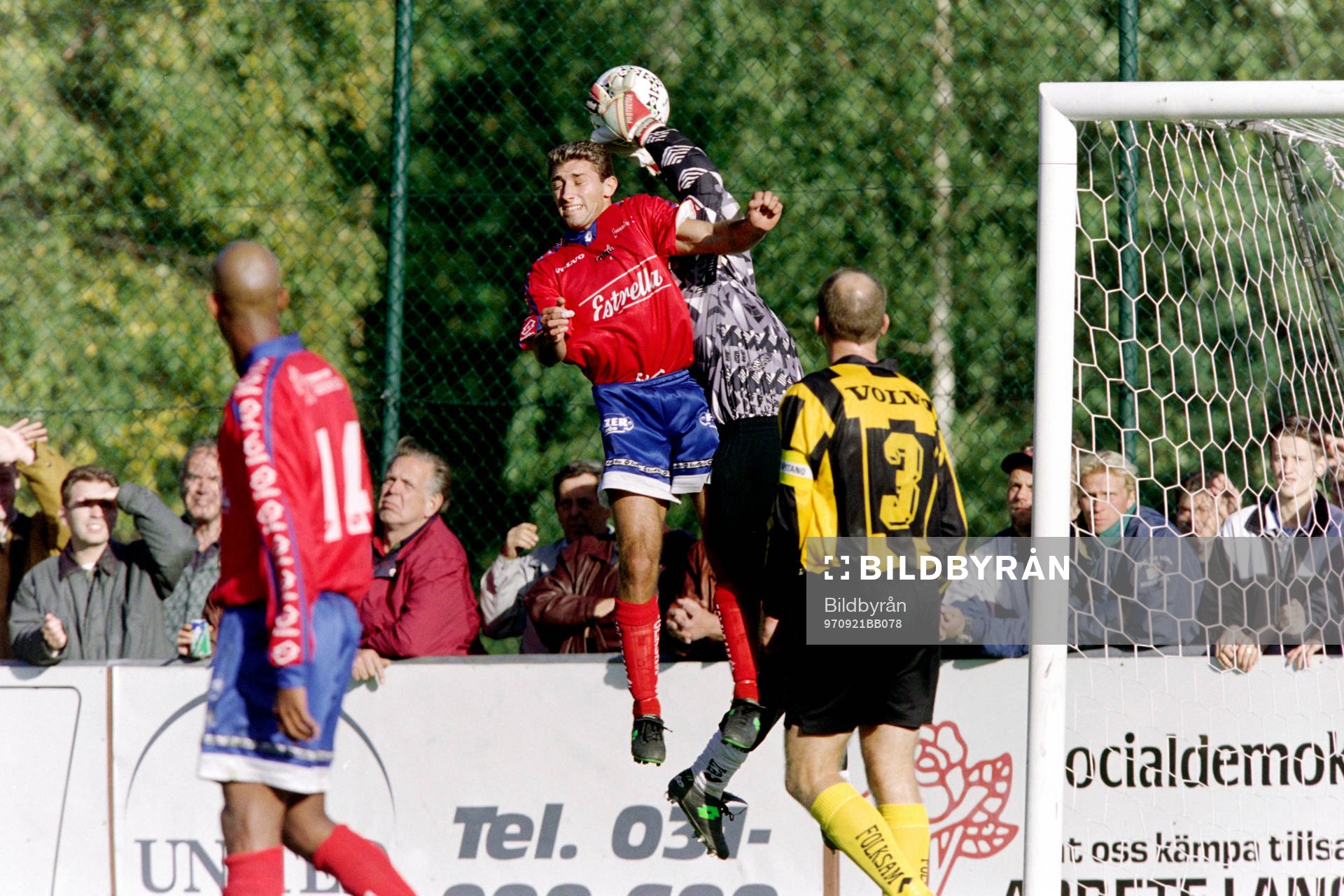 Fotboll, Div 1 Södra, Gunnilse - Häcken, 0-2: Joacim Olsson, målvakt i Häcken.